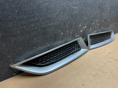 2013 2014 2015 GMC Acadia Front Left+Right Set Grille Bezel Bumper Oem AA2351 DG1