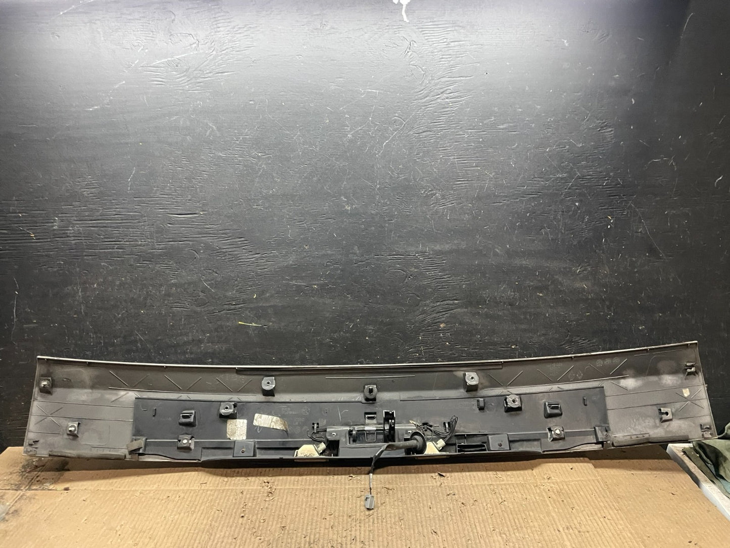 2011-2018 Dodge Grand Caravan Black Rear Tail Gate Trim Molding Panel T9681 DG10