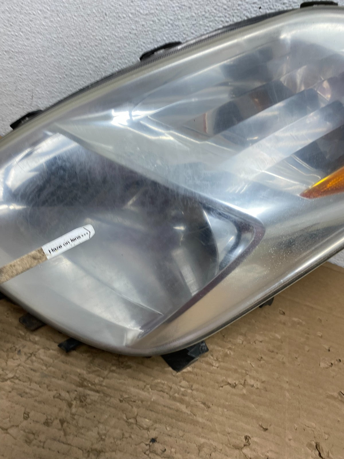 2004 - 2005 Toyota Prius Left Driver Lh Xenon HID Headlight AD4361 DW5