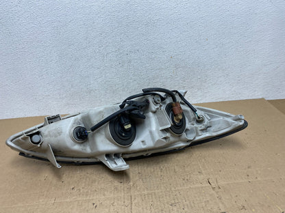 2005 to 2006 Toyota Camry Left Driver LH Halogen Headlight AE6605 DW4