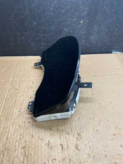 2004 to 2007 Infiniti QX56 Gauge Speedometer Cluster AD6906 DG2