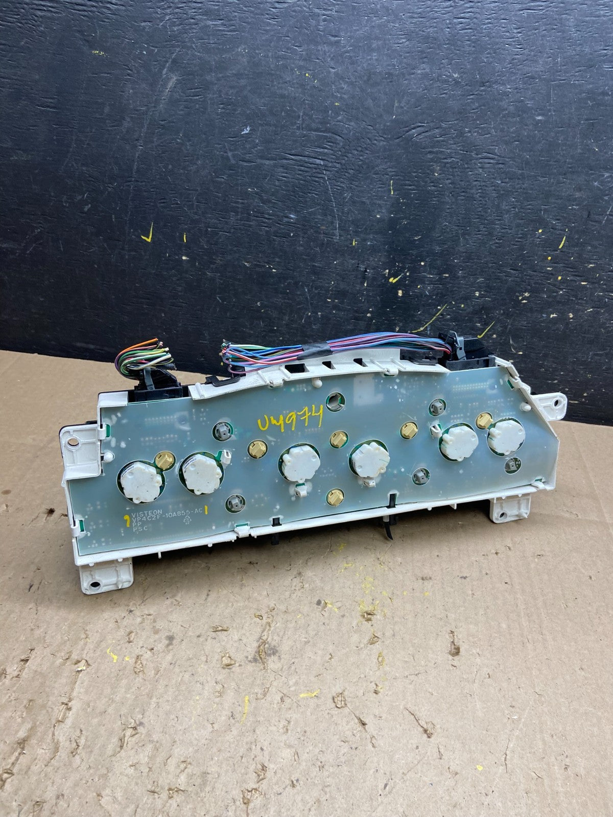 2004 to 2008 Ford E150 E250 Gauge Speedometer Cluster u4974 DG4
