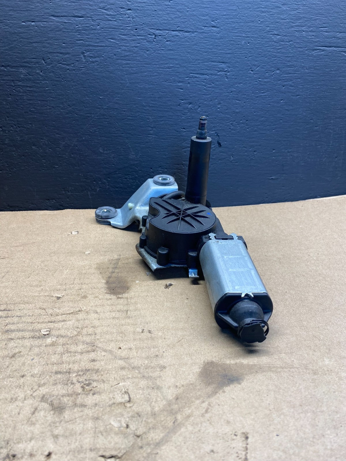 2001 2007 Volvo XC70 V70 Tailgate Back Door Rear Wiper Motor Wiper ab7234 DG2