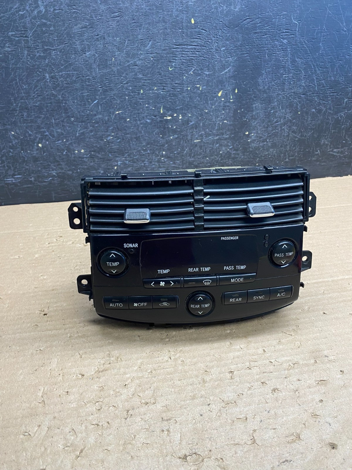 2004-2005 Toyota Sienna AC Climate Heater Temperature Control Air Vent AG8369 DG0