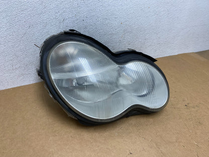 2001 - 2004 Mercedes-Benz C Class Halogen Right Passenger Headlight AE30382