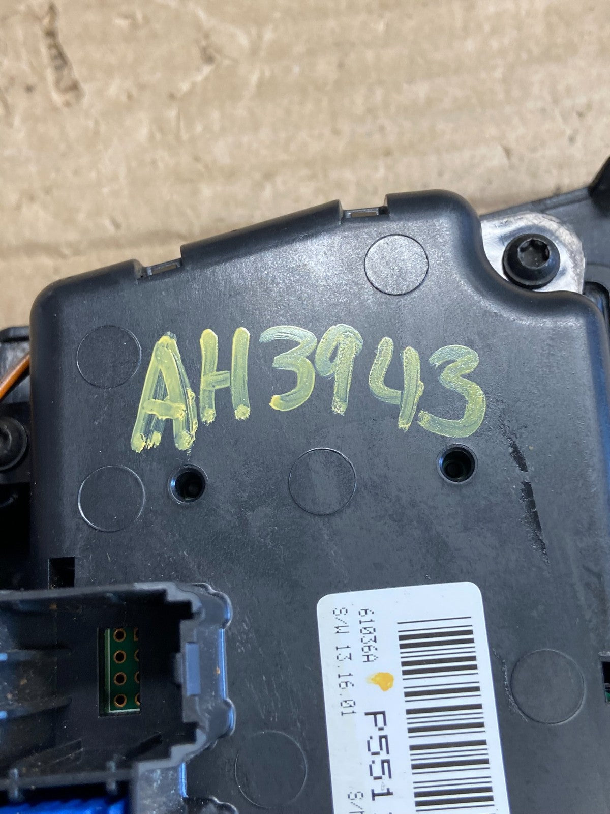 2011-2014 Chrysler 200 Heater AC Climate Switch Temperature Control OE ah3943 DG5