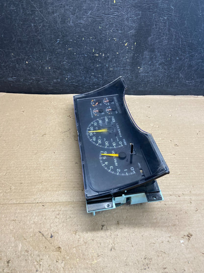 1995-1999 Silverado/Sierra/Yukon/Tahoe Speedometer Instrument Cluster AH3927 DG1