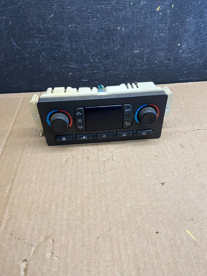 2003 to 2006 Chevrolet Silverado HVAC Heater Climate Control Module AD2126 DG0