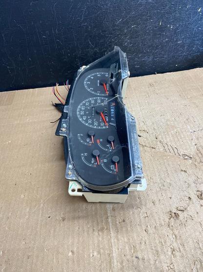 1997 - 1998 Ford F150 F-150 Speedometer Cluster Gauge ae2036 DG1