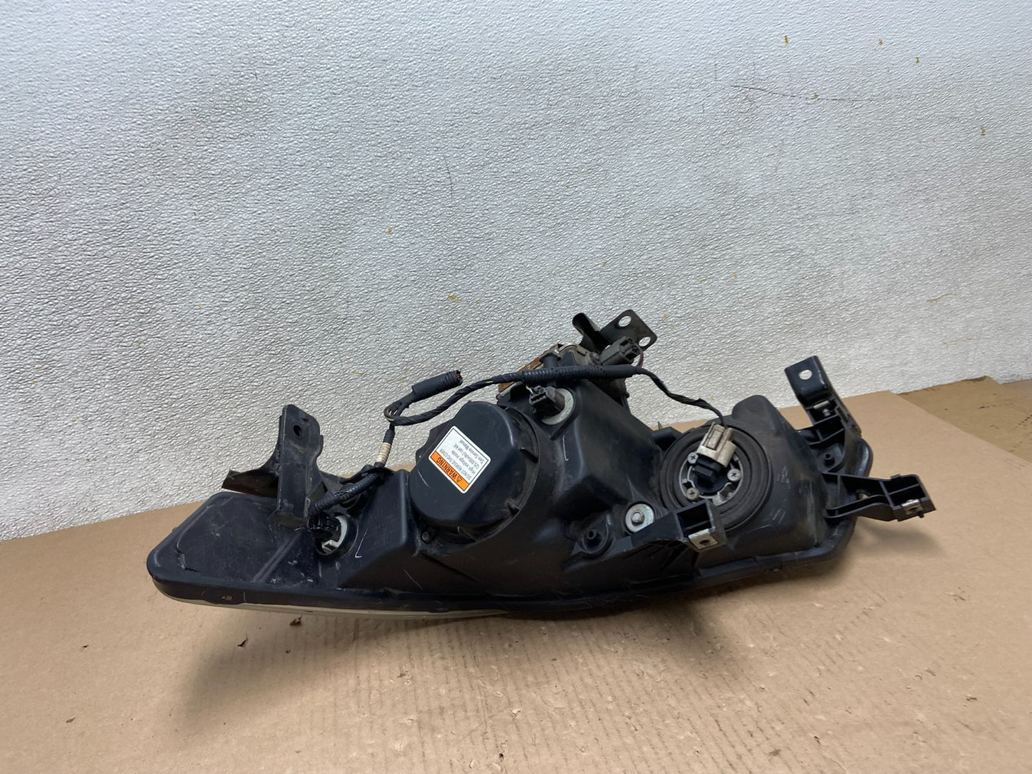 2004 2005 2006 Acura TL Headlight Right Passenger Side Xenon HID AB5986 DW5
