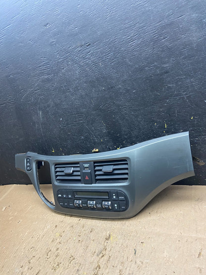 2005 to 2010 Honda Odyssey Radio Climate Control Dash Trim Bezel T8880 DG2