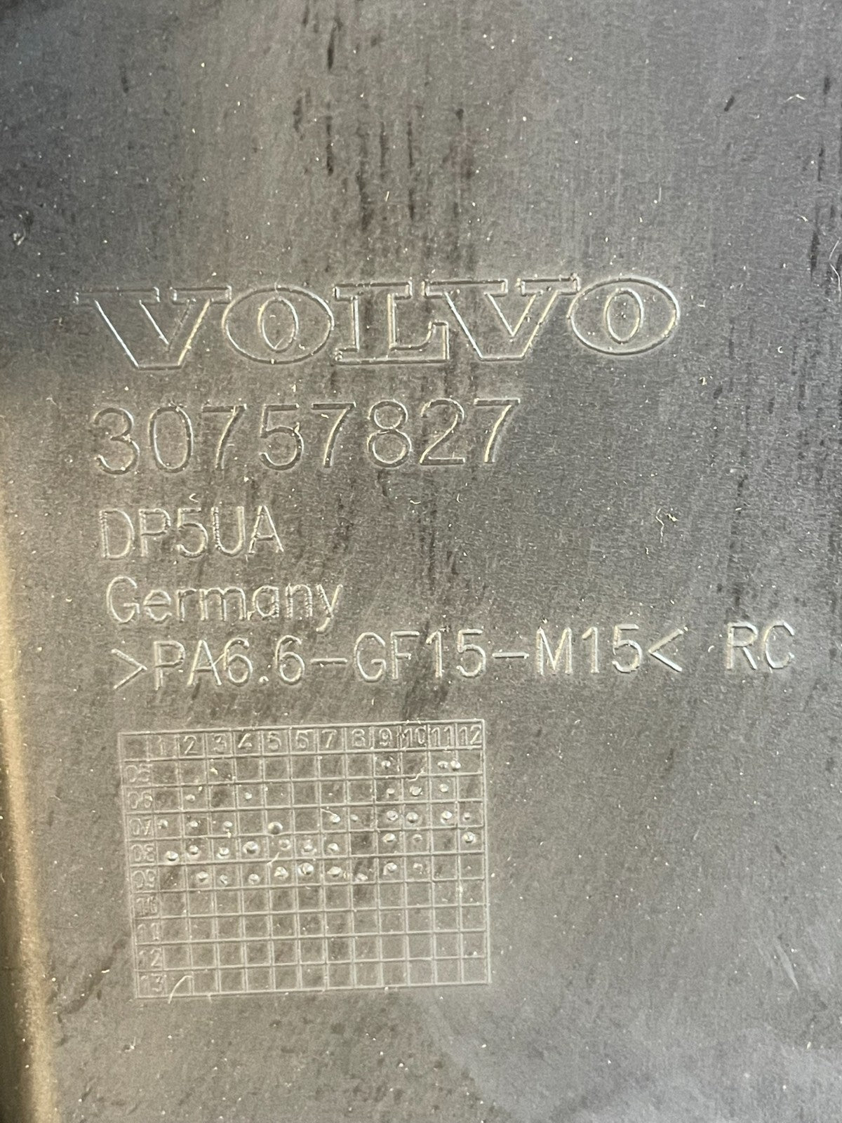 2008 to 2015 Volvo XC70 3.2L Engine Motor Top Upper Cover Panel af3533 DG6
