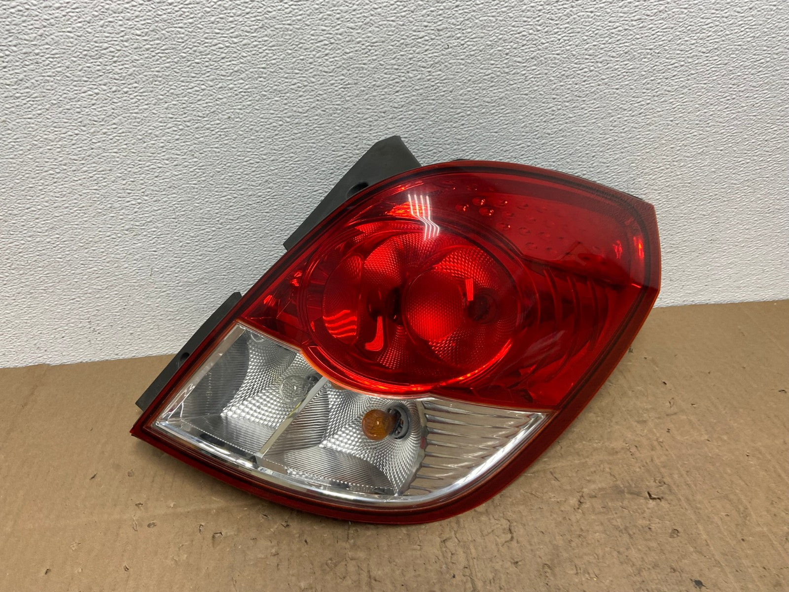 2008 2009 2010 Saturn Vue Right Passenger Rh Tail Light Side Oem AC0309 LK0