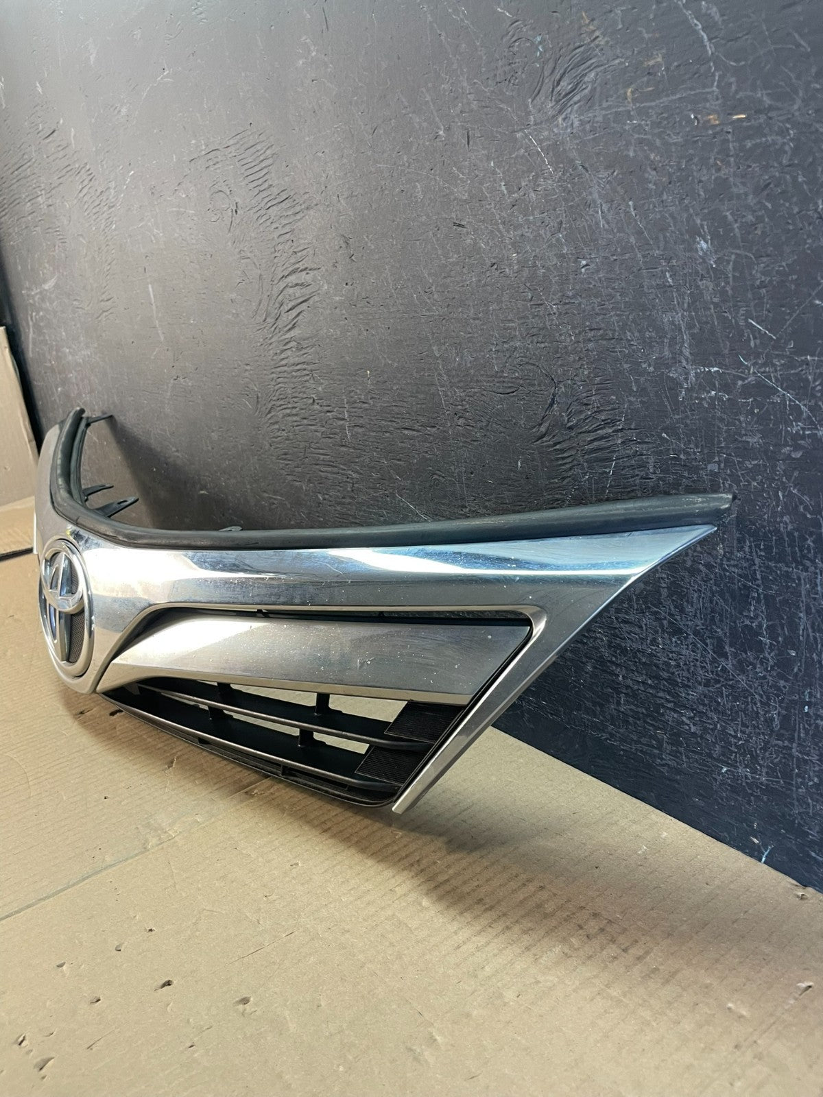 2012 2013 2014 Toyota Camry Front Upper Grill Grille AE3741 DG1