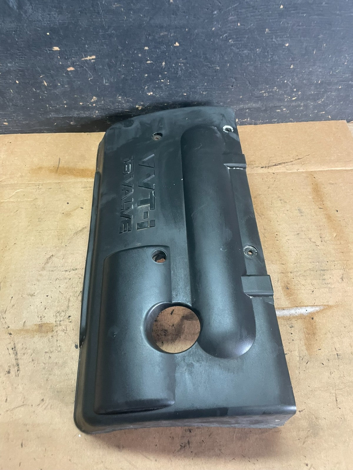 2005 to 2008 Toyota Corolla Matrix 1.8L Motor Engine Cover q9907 DG2
