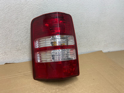 2008 to 2012 Jeep Liberty Left Driver Side Lh Tail Light AG8935 DW0