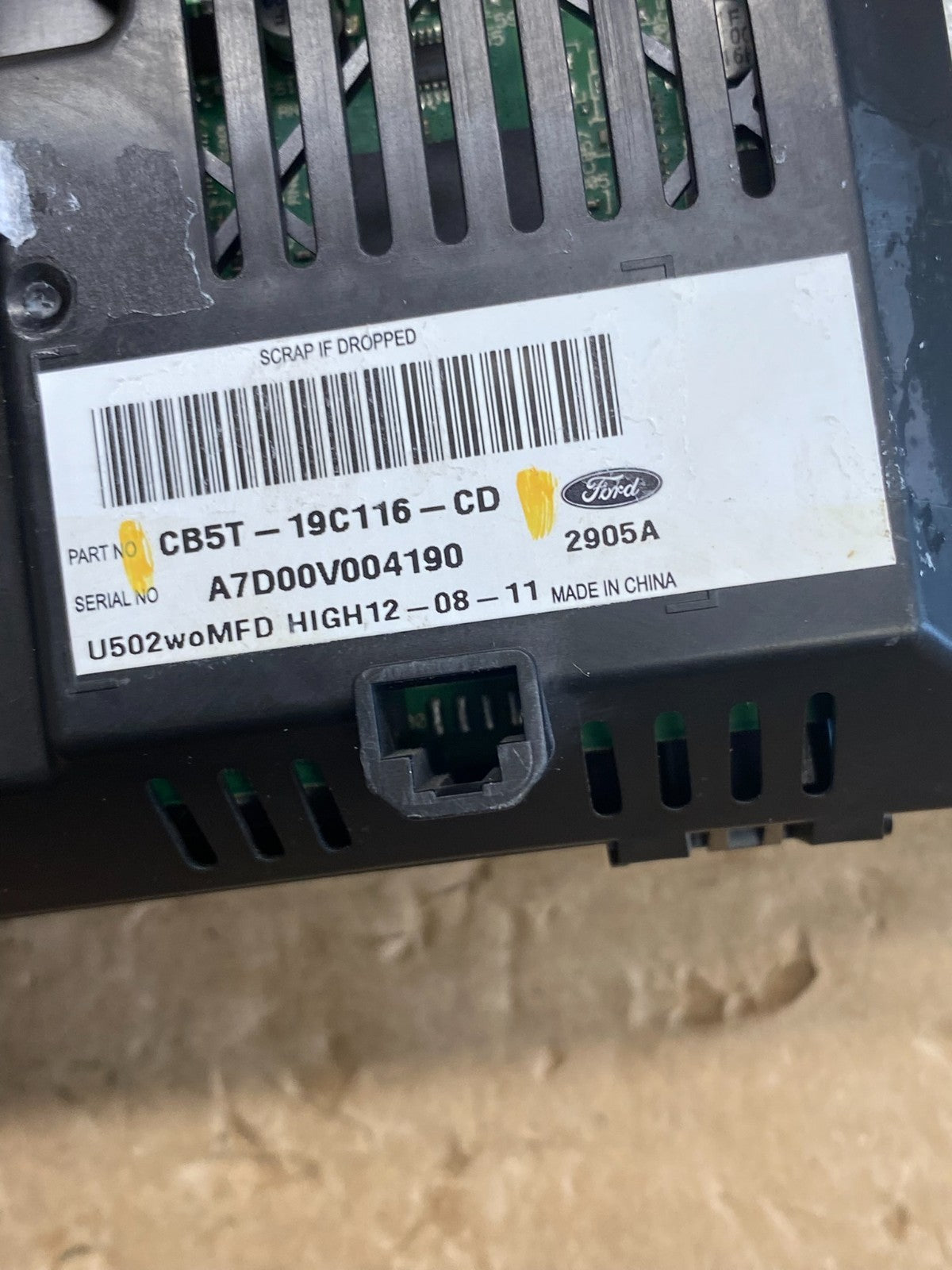 2012 - 2013 Ford Explorer Bluetooth Radio Display Screen AG8474 DG5