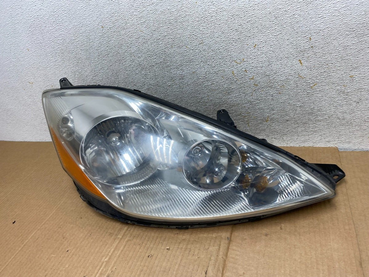 2006 to 2010 Toyota Sienna Right Passenger Rh Side Headlight Halogen AI5722 DW1