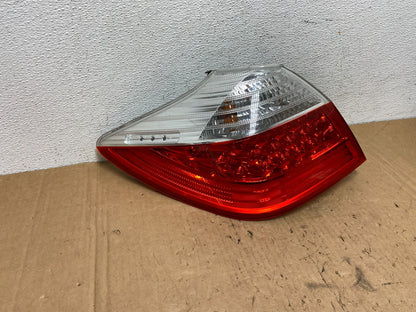 2009-2011 Hyundai Genesis Sedan Left Driver LH Tail Light AD3220 DW2