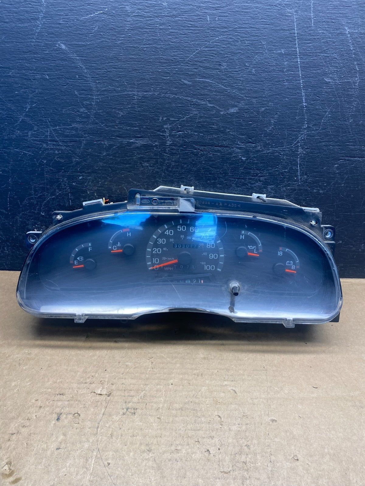 1997 to 2003 Ford E350 VAN Gauge Speedometer Cluster af6659 DG0