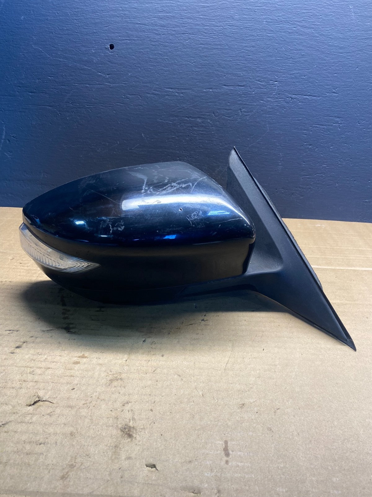 2013-2018 Nissan Altima Right Passenger View Power Door Mirror OEM AB7057 DW0