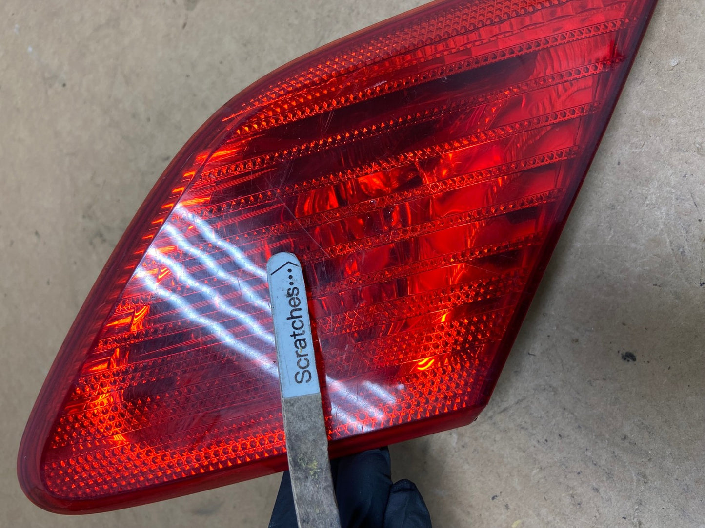 2003 to 2004 Toyota Avalon Right Passenger RH Inner Tail Light AE3147 LK3