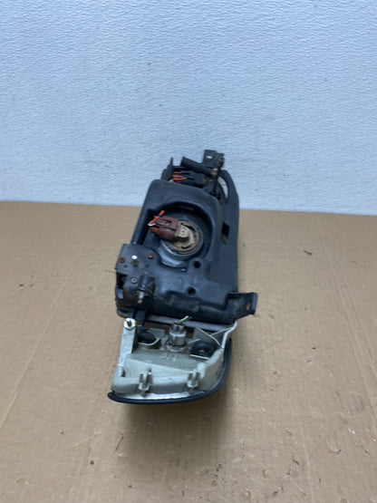 1992 1993 1994 Toyota Camry Right Passenger RH Halogen Headlight AC5674 DW6