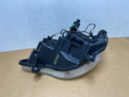 2011 to 2016 Chrysler Town and Country Right Passenger Headlight AE2941 DW7