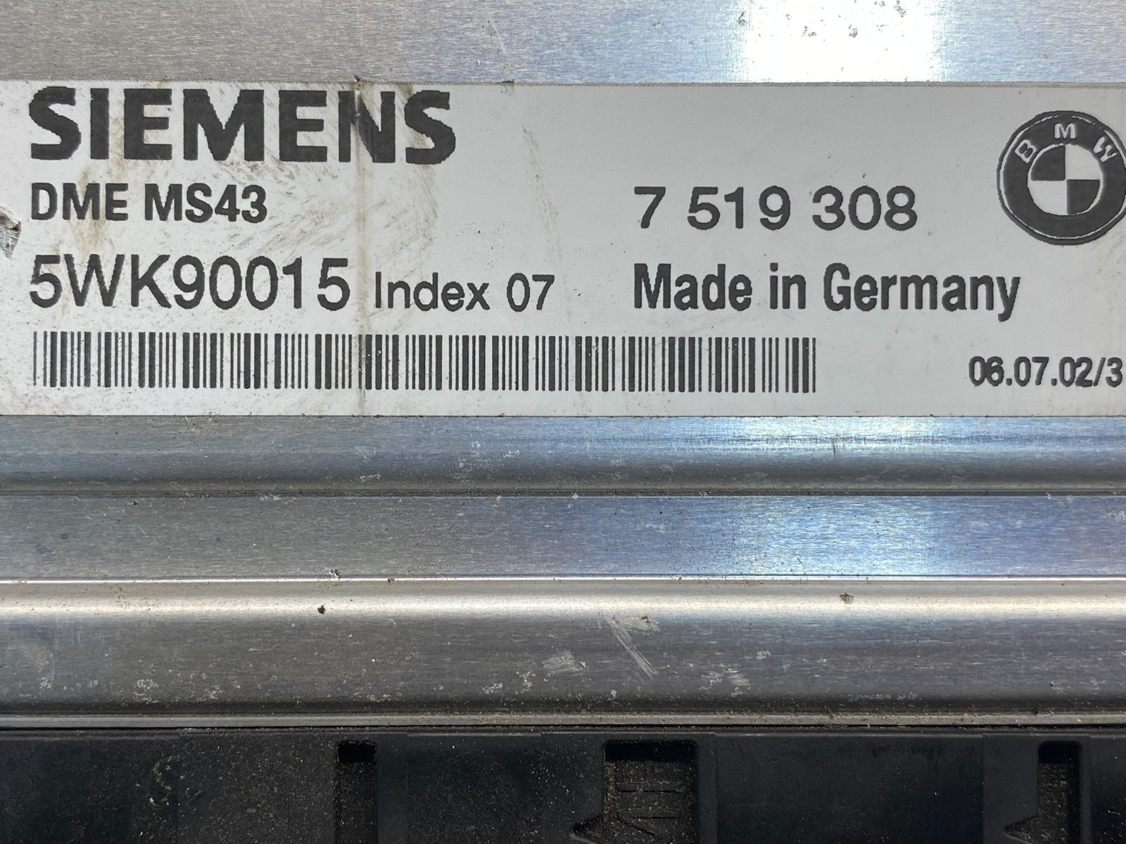 2003 to 2005 BMW X5 ECM ECU Engine Control Computer Module 7519308 AE6266 DW2
