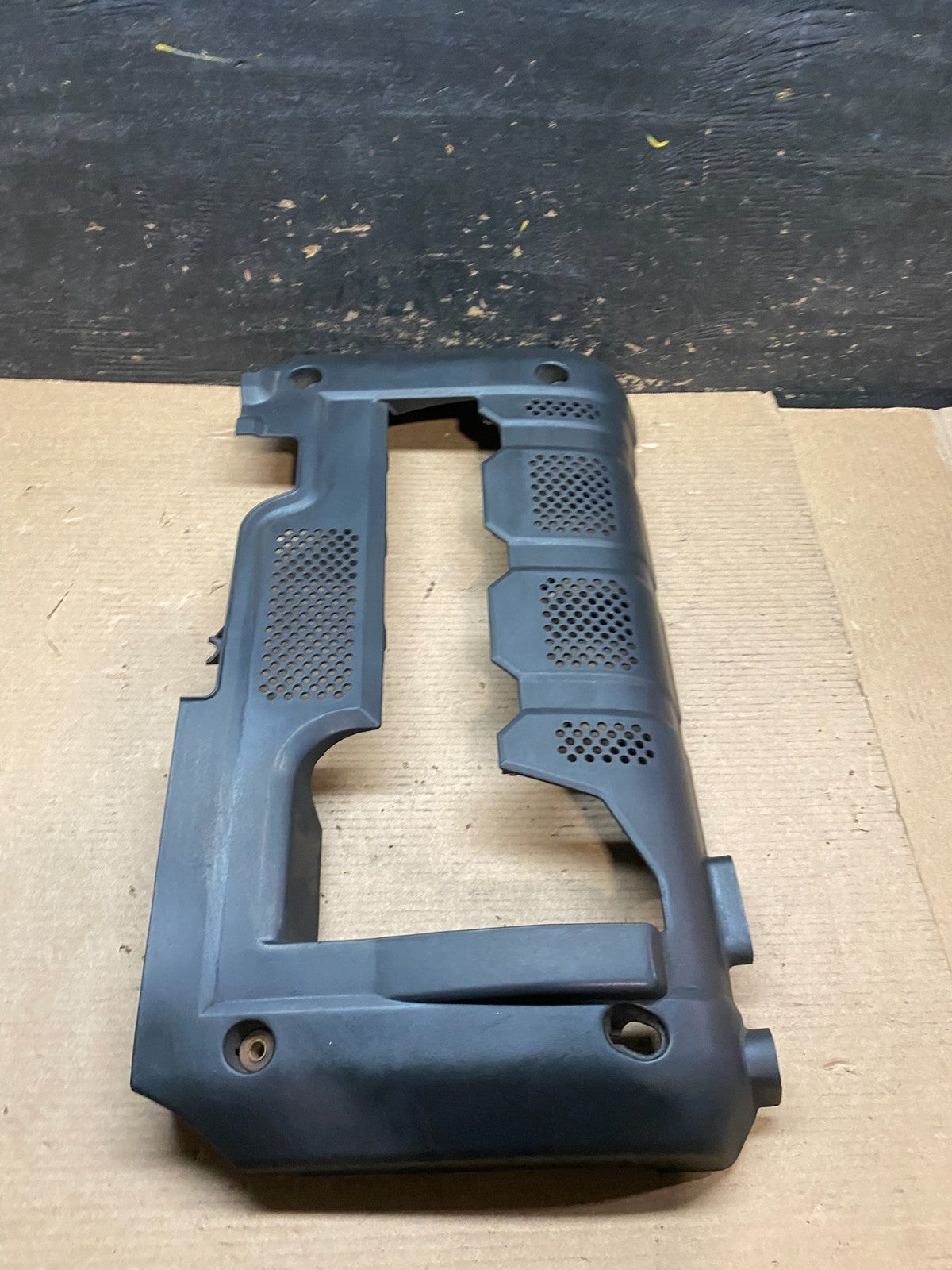 2001-2006 Hyundai Tiburon, Elantra 2.0L OEM Engine Trim Cover V7055 DG3