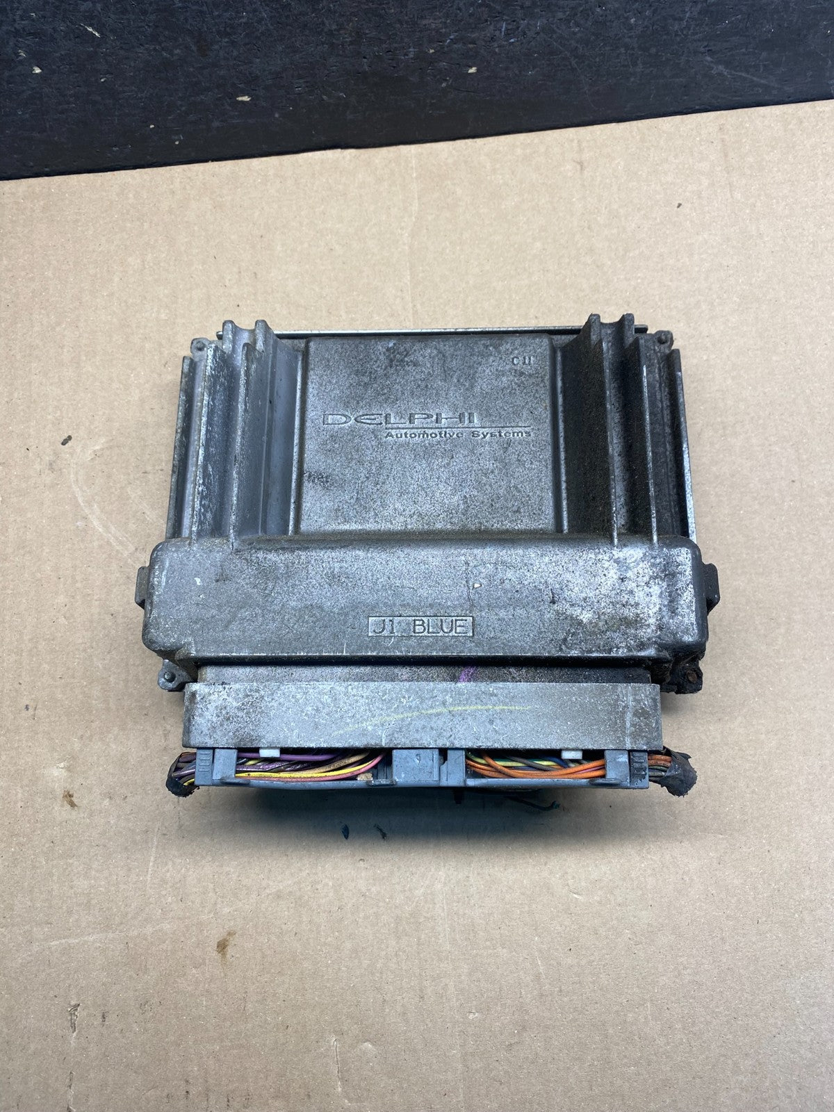 2001-2002 Silverado Tahoe Engine Computer Module 12200411 ECM ECU AG4021 DG1