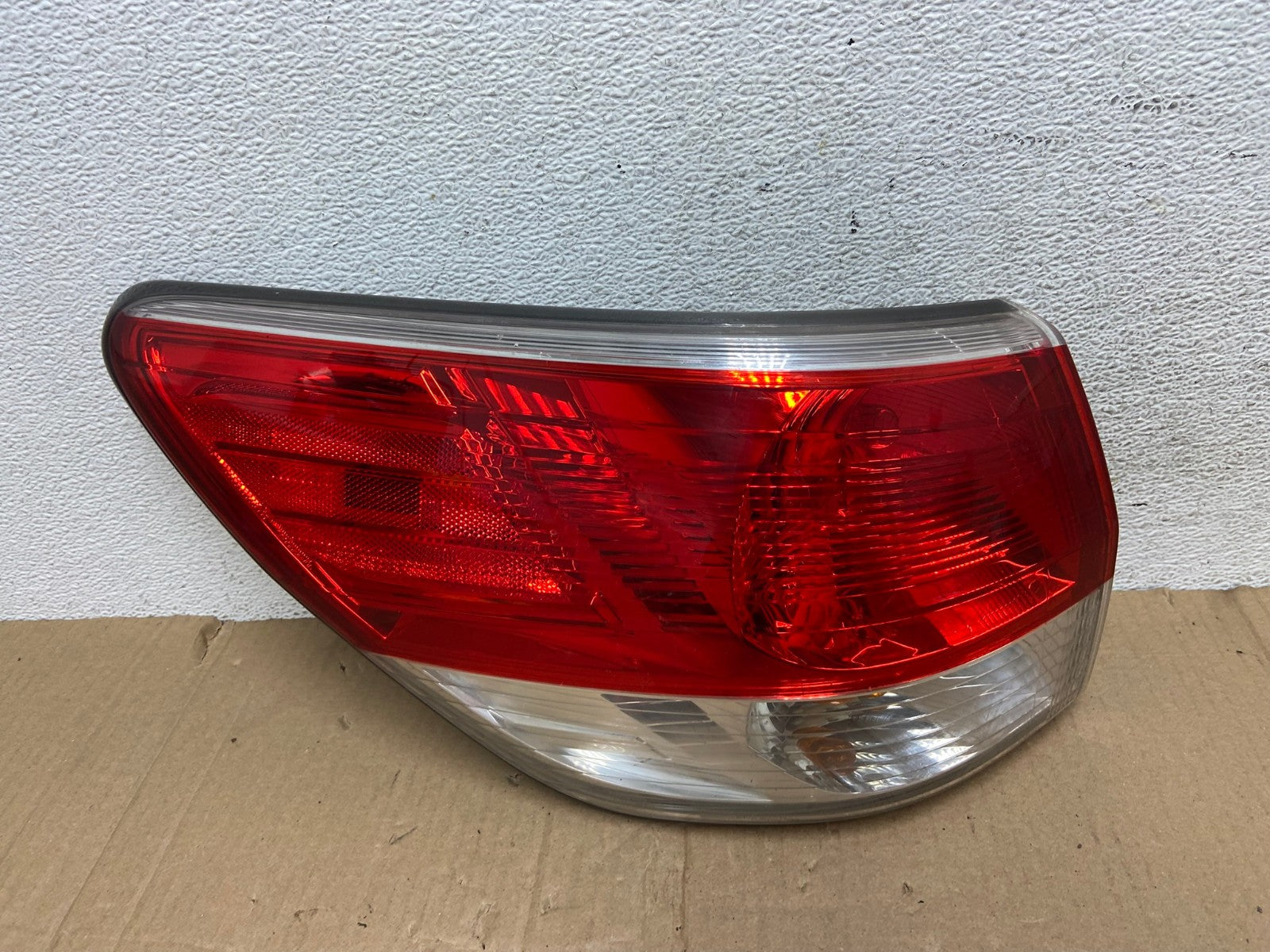 2013 to 2016 Nissan Pathfinder Left Driver Lh Side Tail light AE8959 LK0