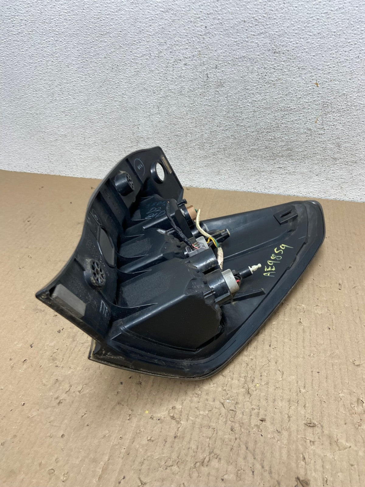 2009 - 2013 Subaru Forester Left Driver Lh Side Tail Light AE9859 LK7