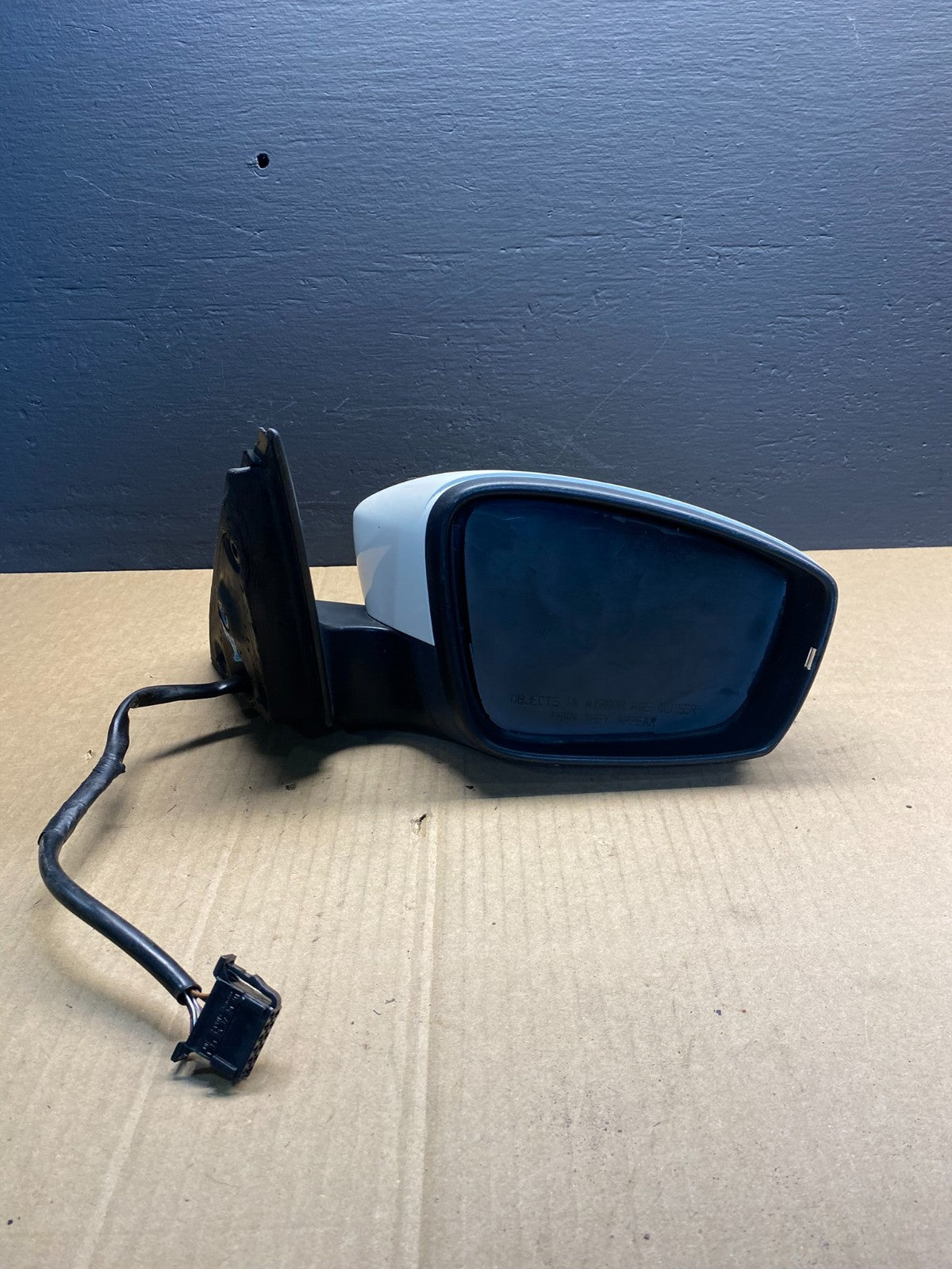 2011-2016 Volkswagen Jetta Sedan Right Passenger Side View Door Mirror AB4271 MS8