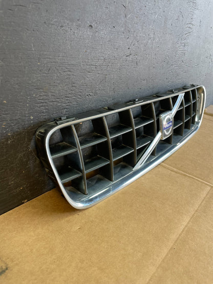 2003 to 2013 Volvo XC90 Front Upper Grill Grille AE0810 DG2