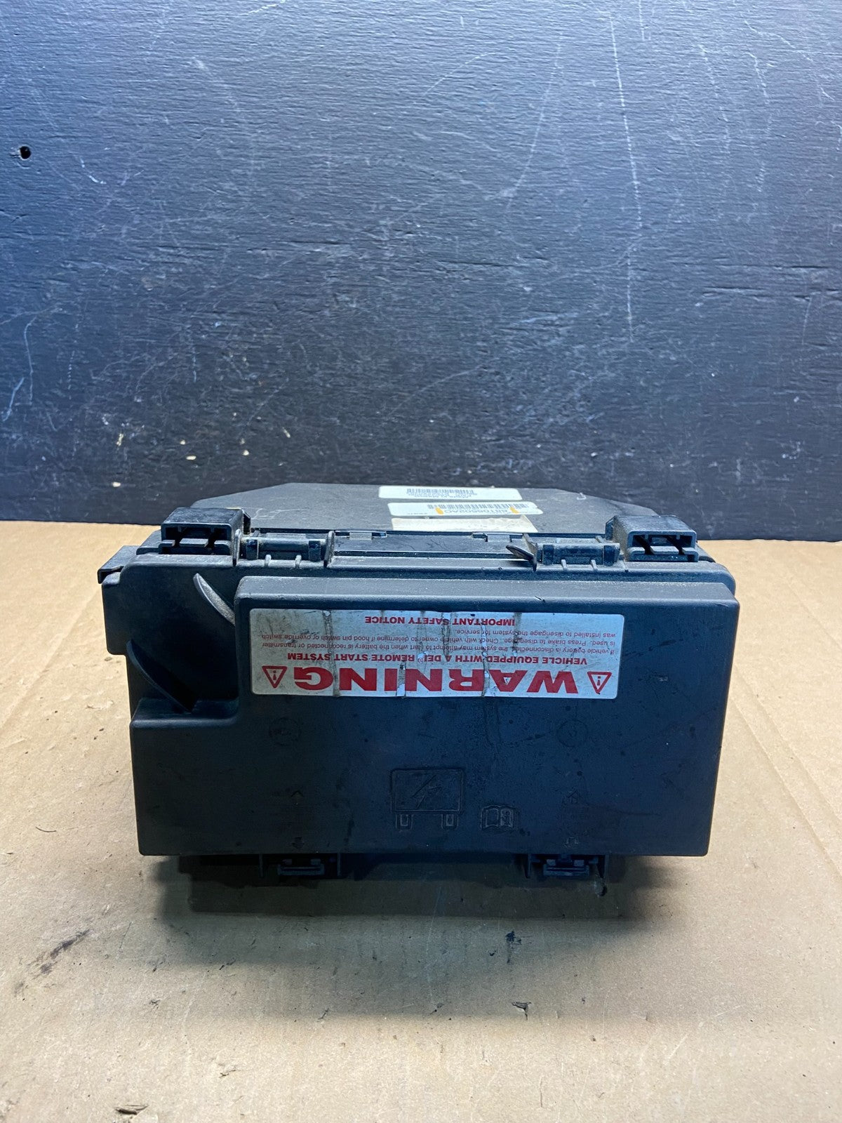 2012 Liberty Nitro TIPM Power Integrated Fuse Box Module AG1483 DW5