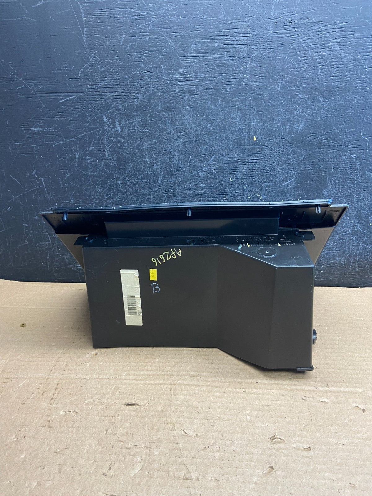 2004 to 2008 Ford F-150 Front Right Passenger Storage Glove Box af2616 DG4