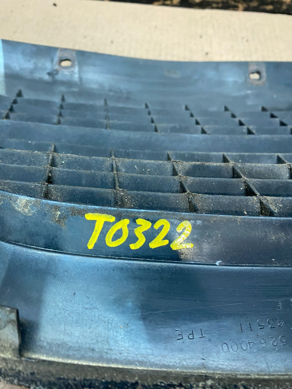 1996 - 1998 Chrysler Sebring Convertible Front Upper Grille Grill t0322 DG10