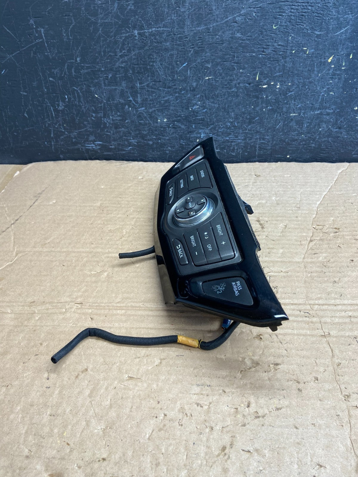 2013 to 2015 Nissan Pathfinder Information Display Control AF2104 DW2
