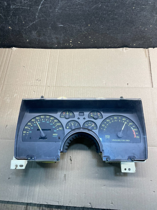1990 1991 1992 Chevrolet Camaro Head Speedometer Cluster Gauge x9870 DG0