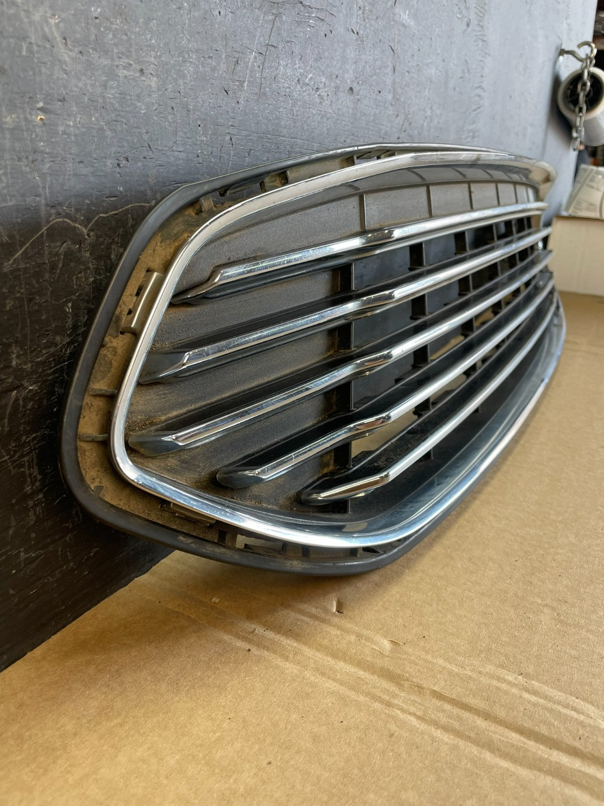 2013 to 2016 Ford Fusion Front Upper Grille Chrome Grill Bumper AC9939 DW1