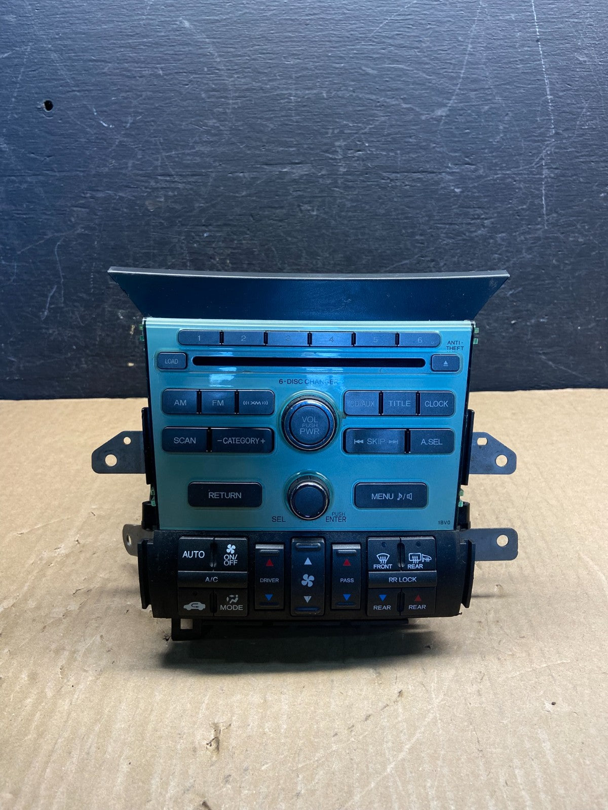 2009 to 2011 Honda Pilot AM FM CD Audio Radio Player Climate Control AF9401 DG0