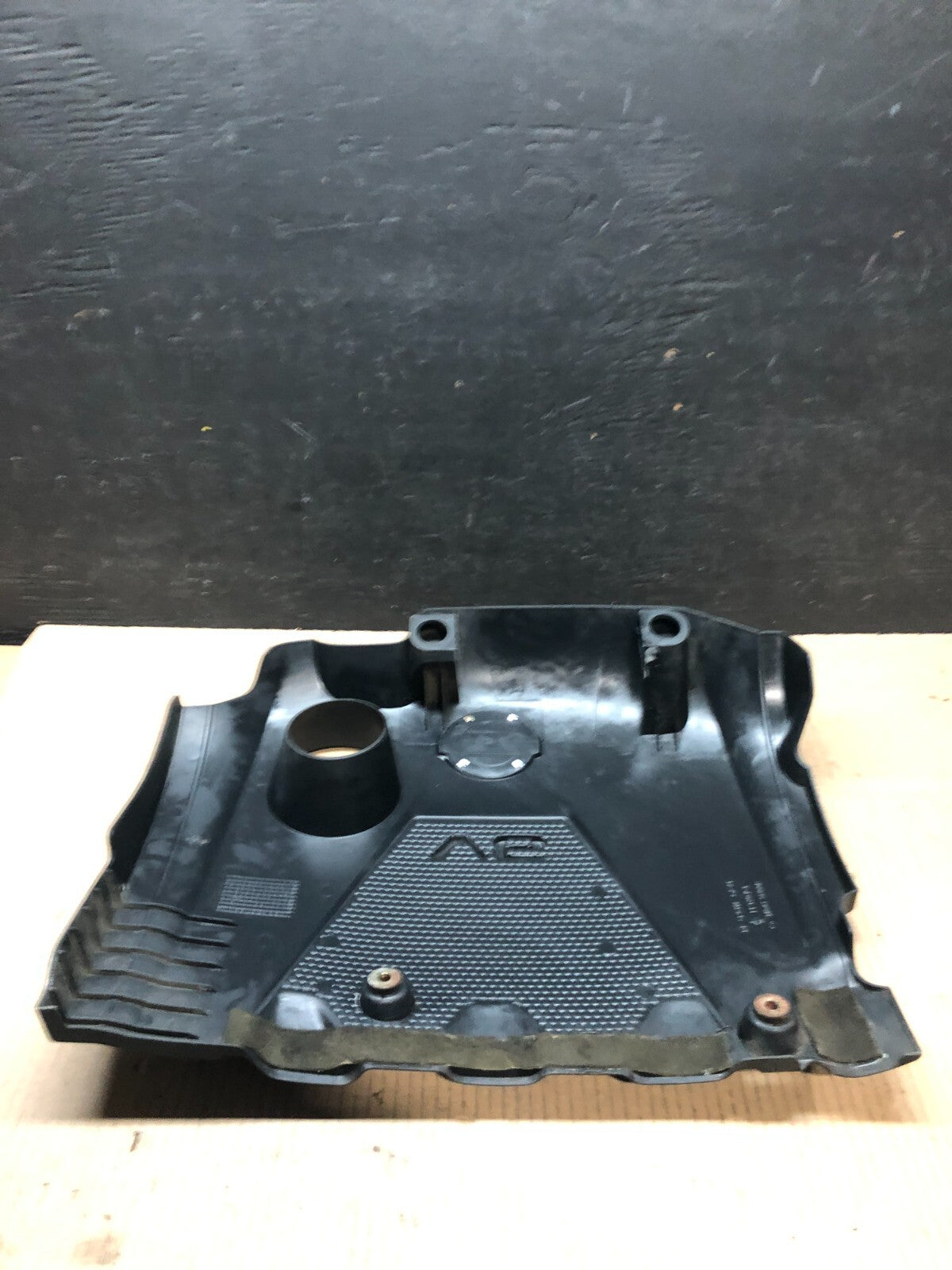 2009 to 2014 Nissan Maxima 3.5L Engine Cover G5929 OEM DG15