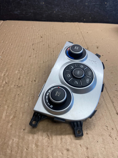2010 2011 2012 Hyundai Santa Fe Automatic Climate AC Heater Control OE AF6323 DG3