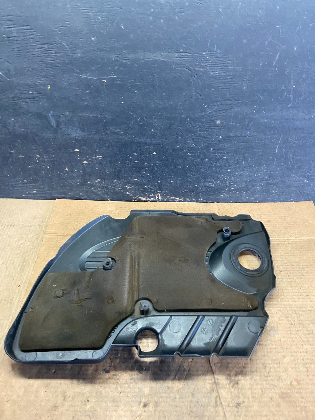2006 2011 Chevrolet Impala V6 VVT Engine Cover Shield OEM q8551 DG4
