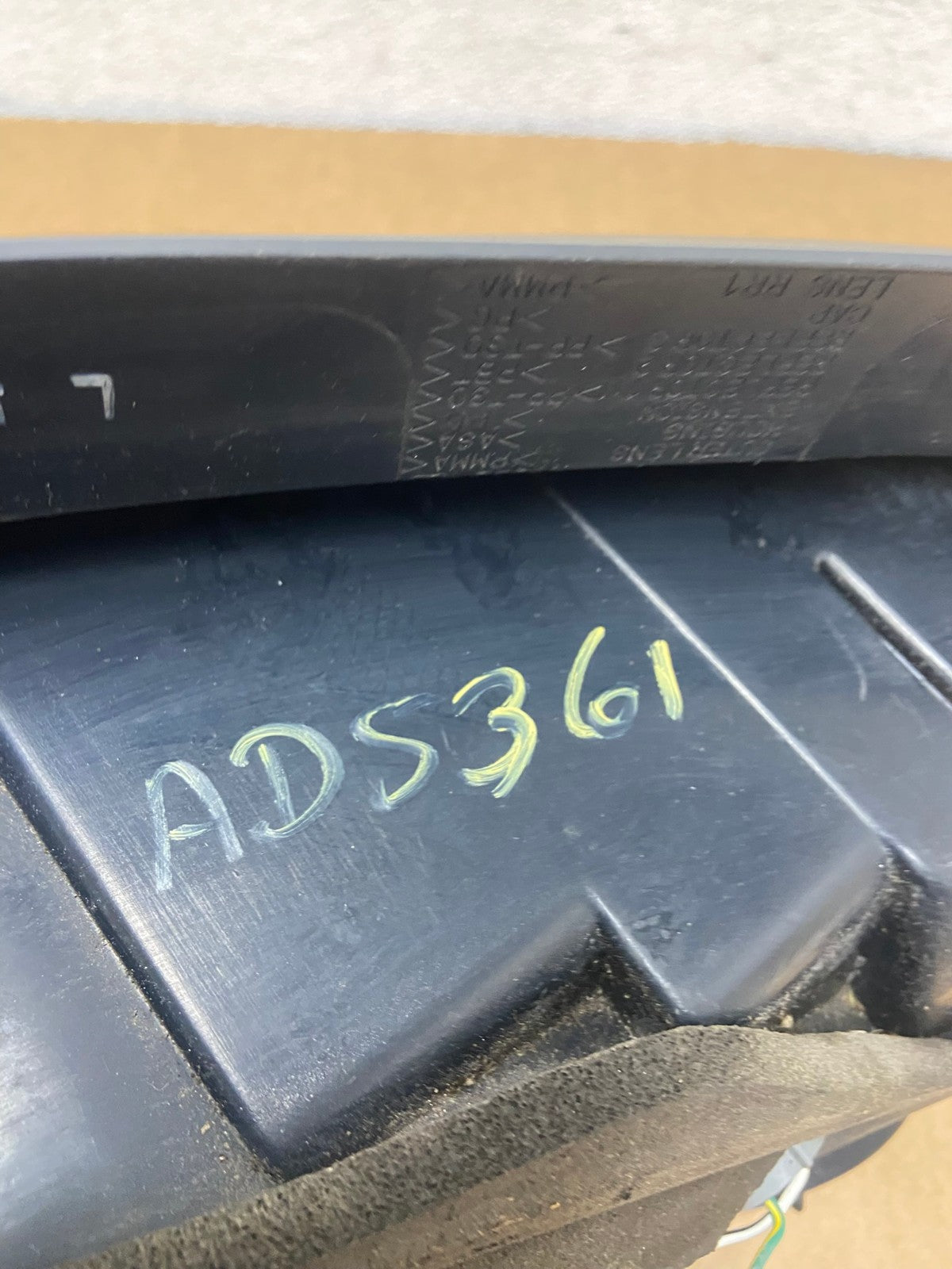 2004 2005 Toyota Prius Tail Light Left Driver Lh Side AD5361 LK8