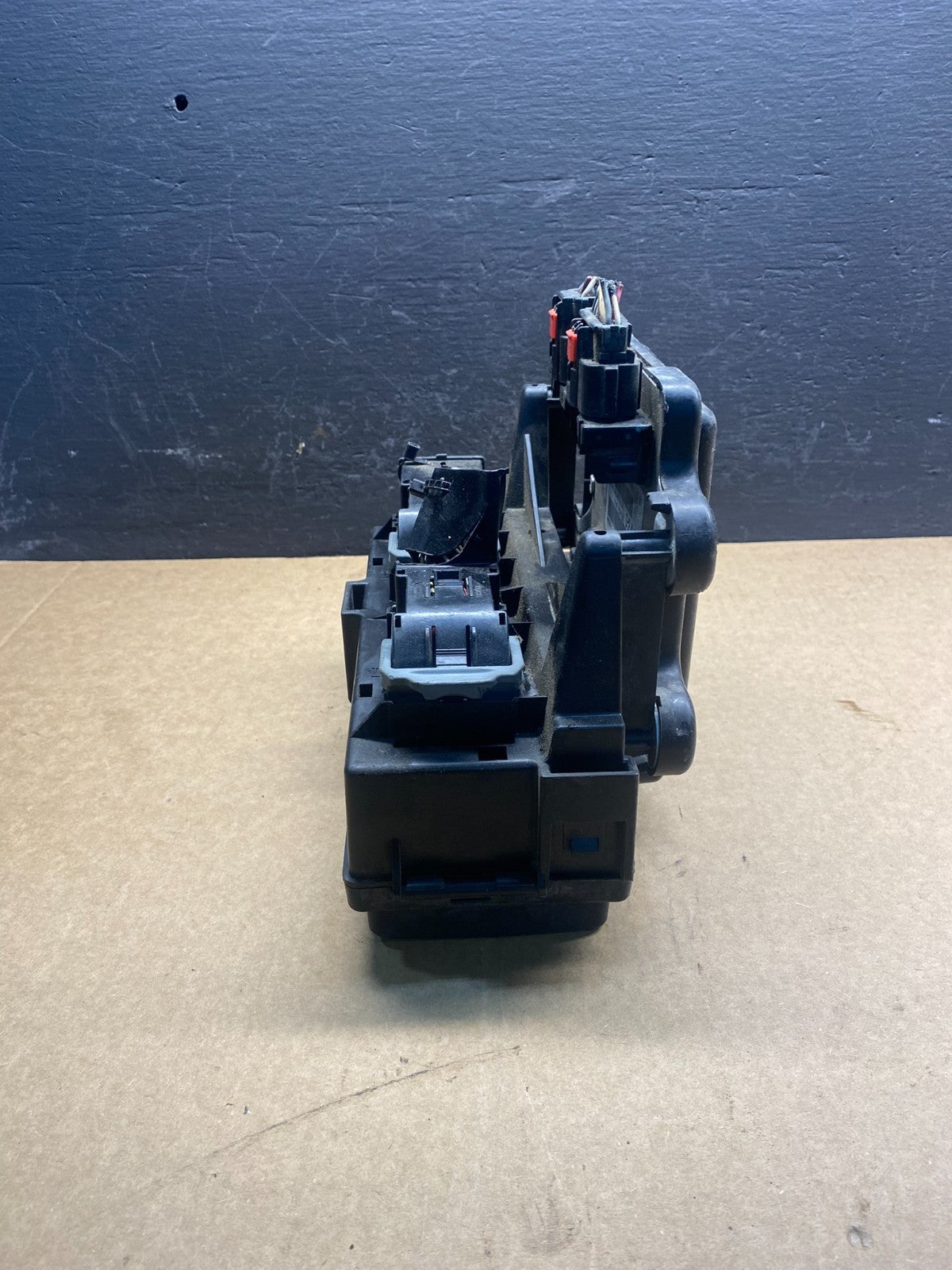 2006 Jeep Grand Cherokee Integrated Power Fuse Box Body Control Module AC7036 DG3