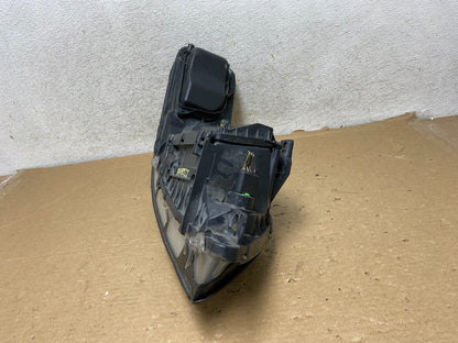 2005 to 2011 Lincoln Town Car Left Driver LH Side Headlight AH8522 DW8