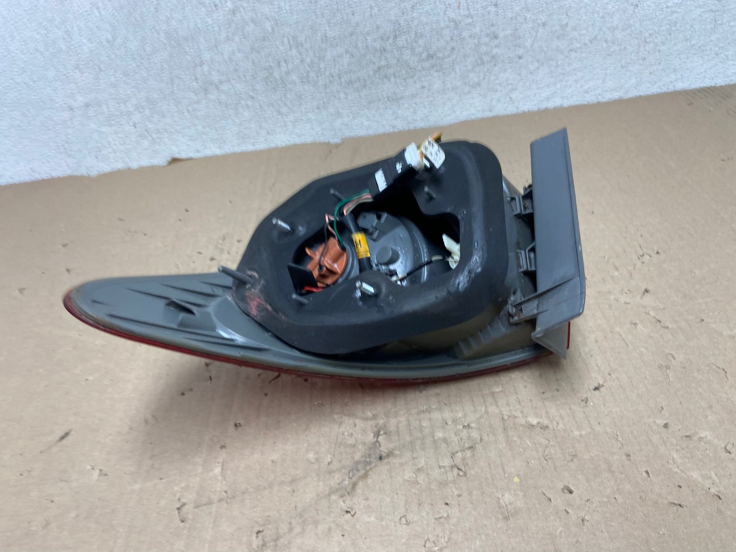 2007 to 2010 Hyundai Elantra Sedan Left Driver Side Tail Light AG6978 LK3