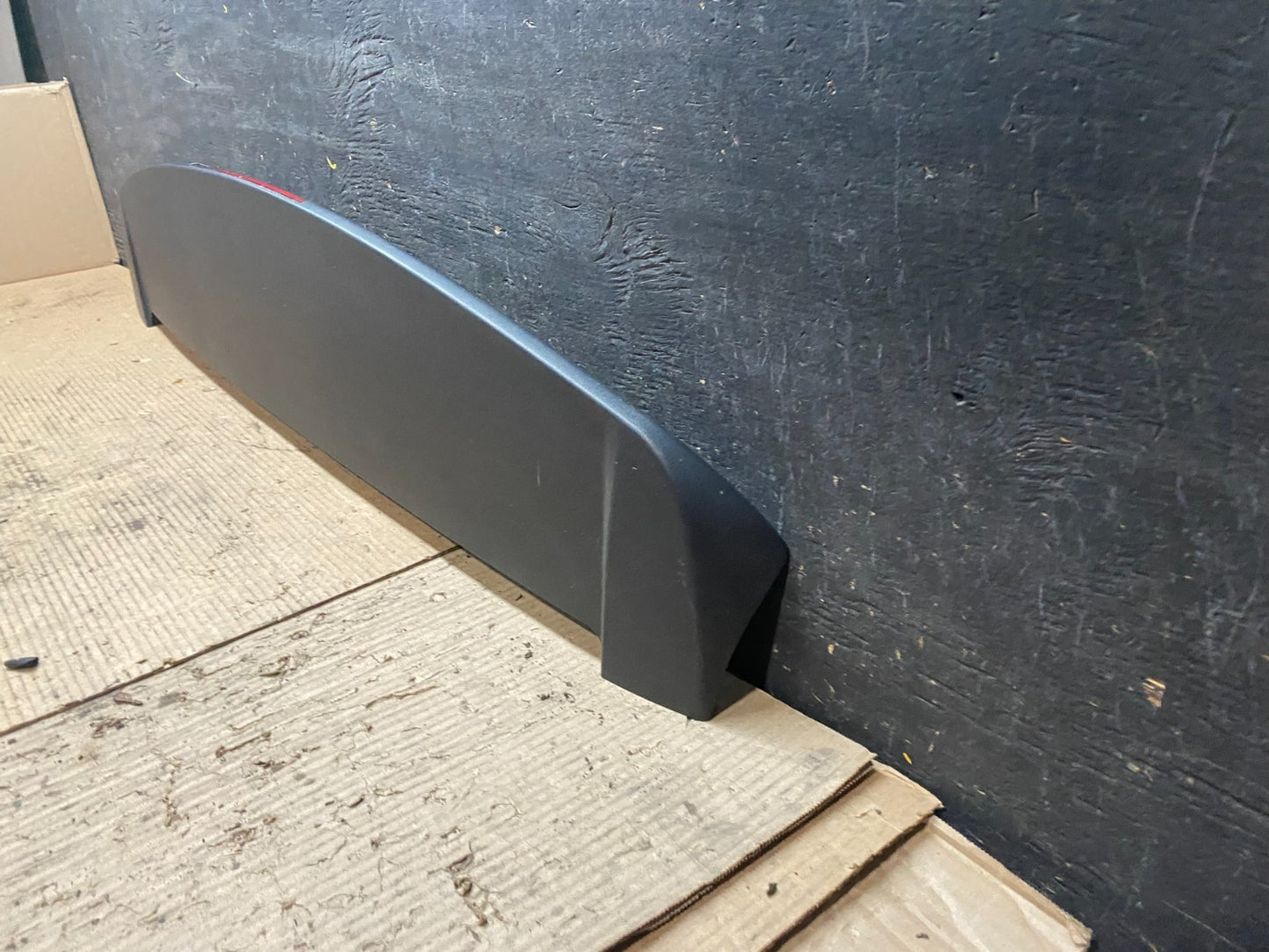2007 to 2010 Jeep Compass Spoiler 3RD Third Break Light Rear OEM V9522 DG1